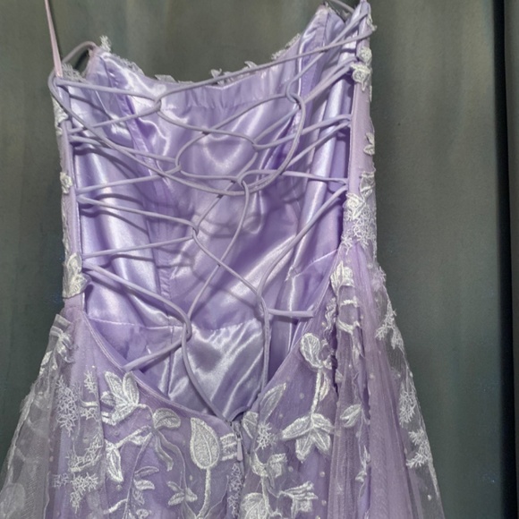 Grad/Prom Dress - Picture 4 of 5